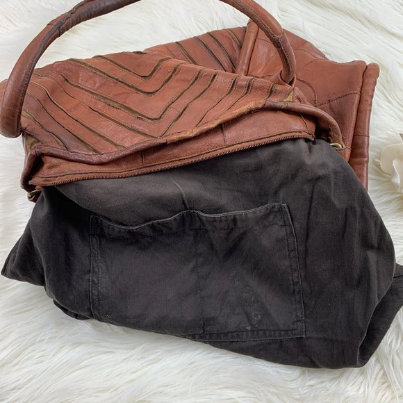 Lost & Found Benecio Diamond Pattern Leather Tote - Picture 7 of 8